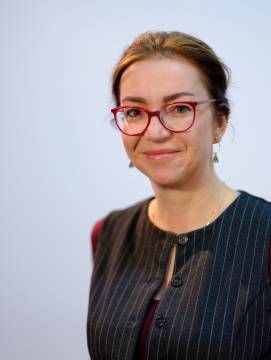 dr hab. Alicja Waszkiewicz-Raviv