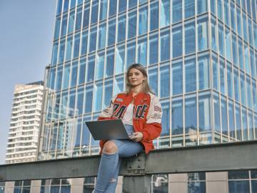 Celami konkursu wiedzy informatycznej #Młody Informatyk organizowanego przez SAN są: