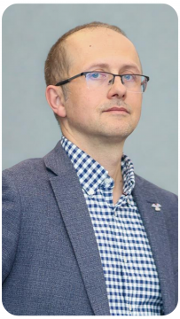 dr Maciej Dębskiprof. SAN