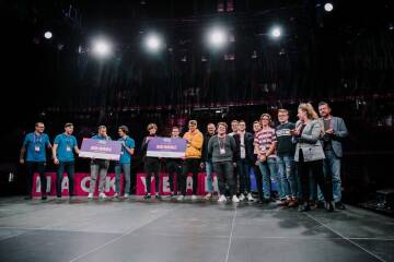 Wykładowca Społecznej Akademii Nauk zwycięzcą Hackathonu!